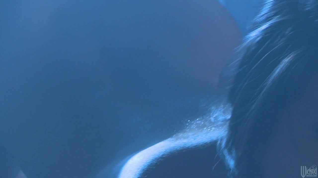 Asa Akira In Summer Lovin, Scene 1