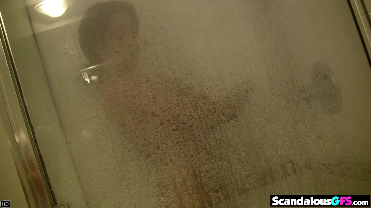 Hot Brunette Shower licking pussy