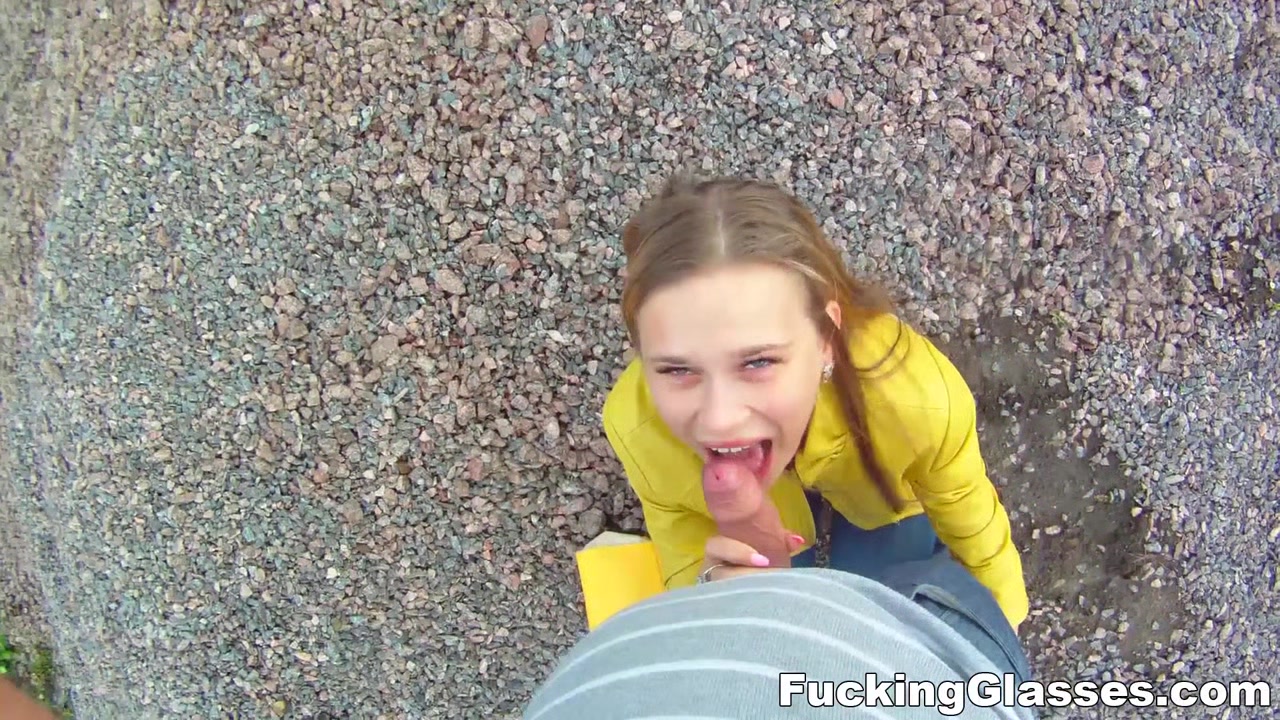 Fucking Glasses - Emma - Fucked on a construction site
