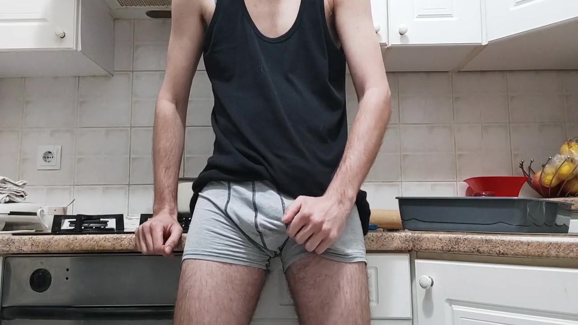Big Cock Quick Cum In The Kitchen