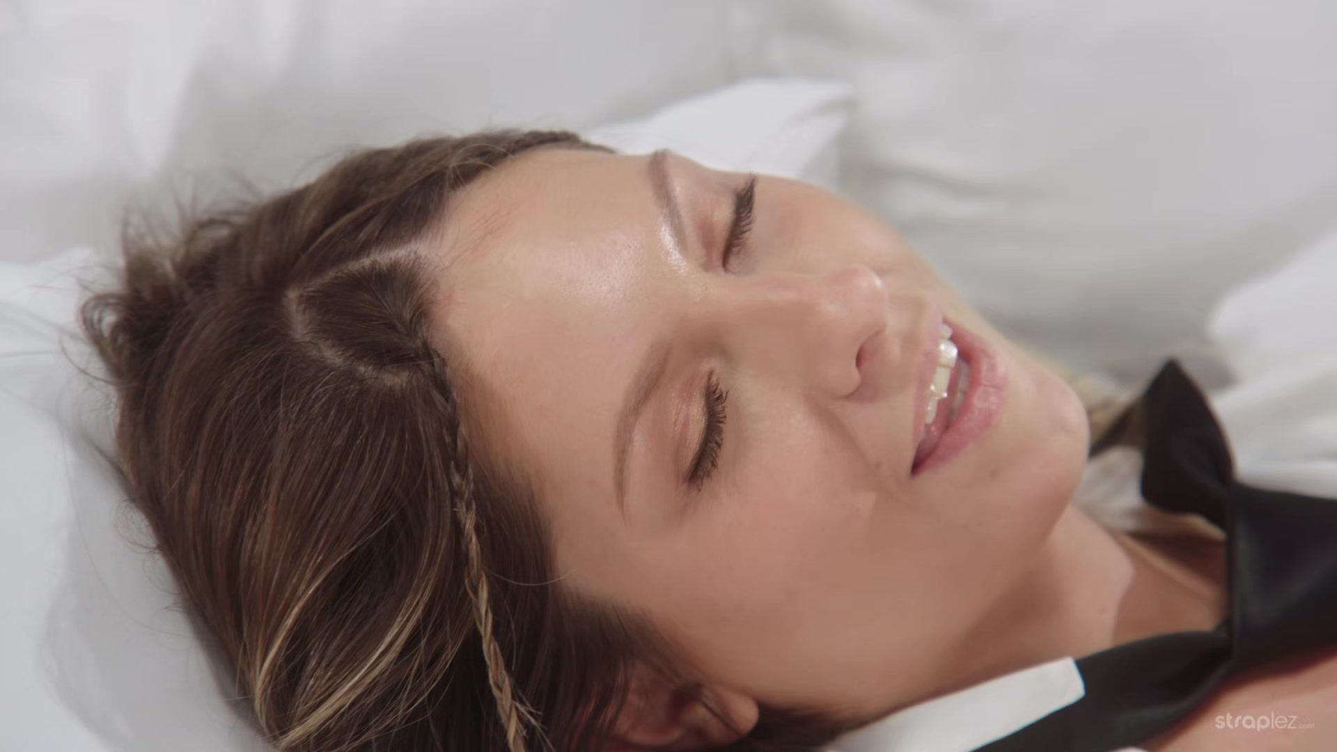 The Plaything 2 - Alexis Crystal & Rebecca Volpetti