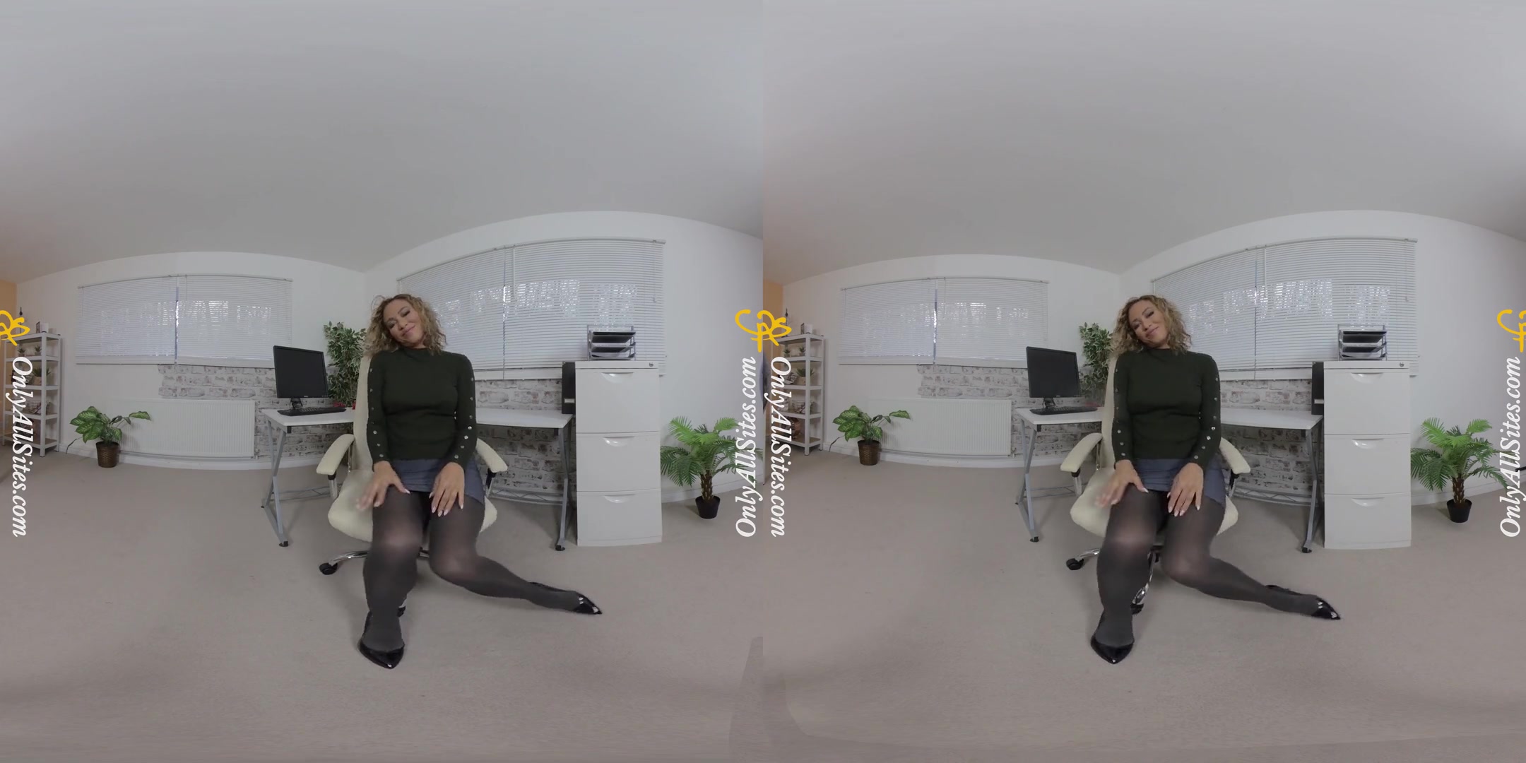 Natalia Forrest - Secretary; Sexy Secretary Shows off Her Ass in Pantyhose