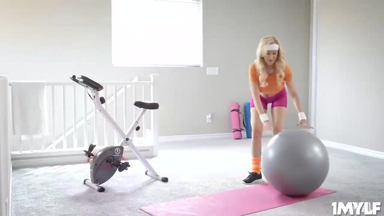 Johnny Joins Brandi To Take Care Of Her Booty Muscles