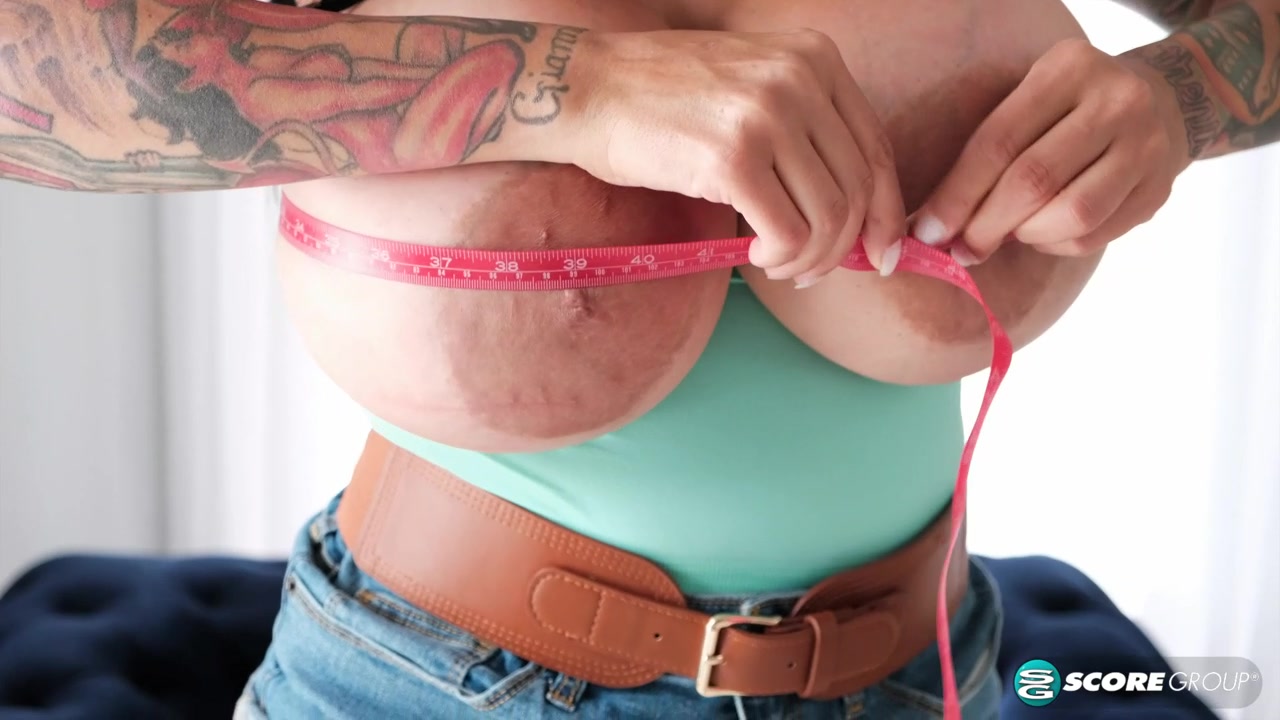 Ricki Raxxx: Never Big Enough