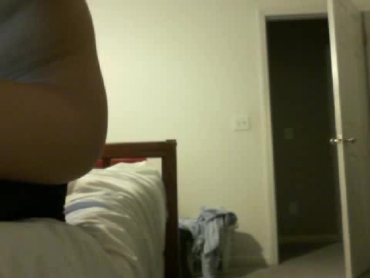 He penetrated in the middle of her butt cheeks