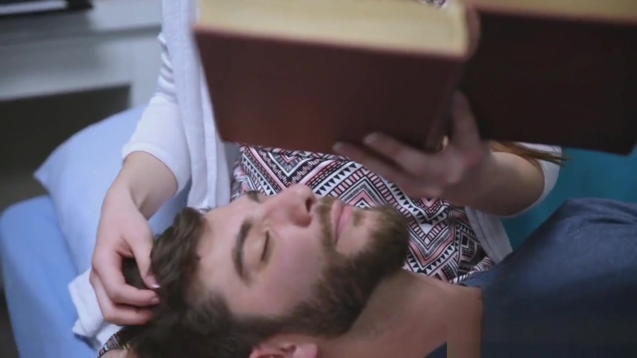Sick stepbro gets better eating stepsis pussy