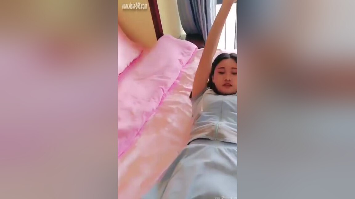 chinese teens 18+ live chat with mobile phone.177