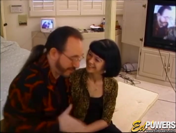 Young babe Noname Jane made moan hard with pussy thrusts