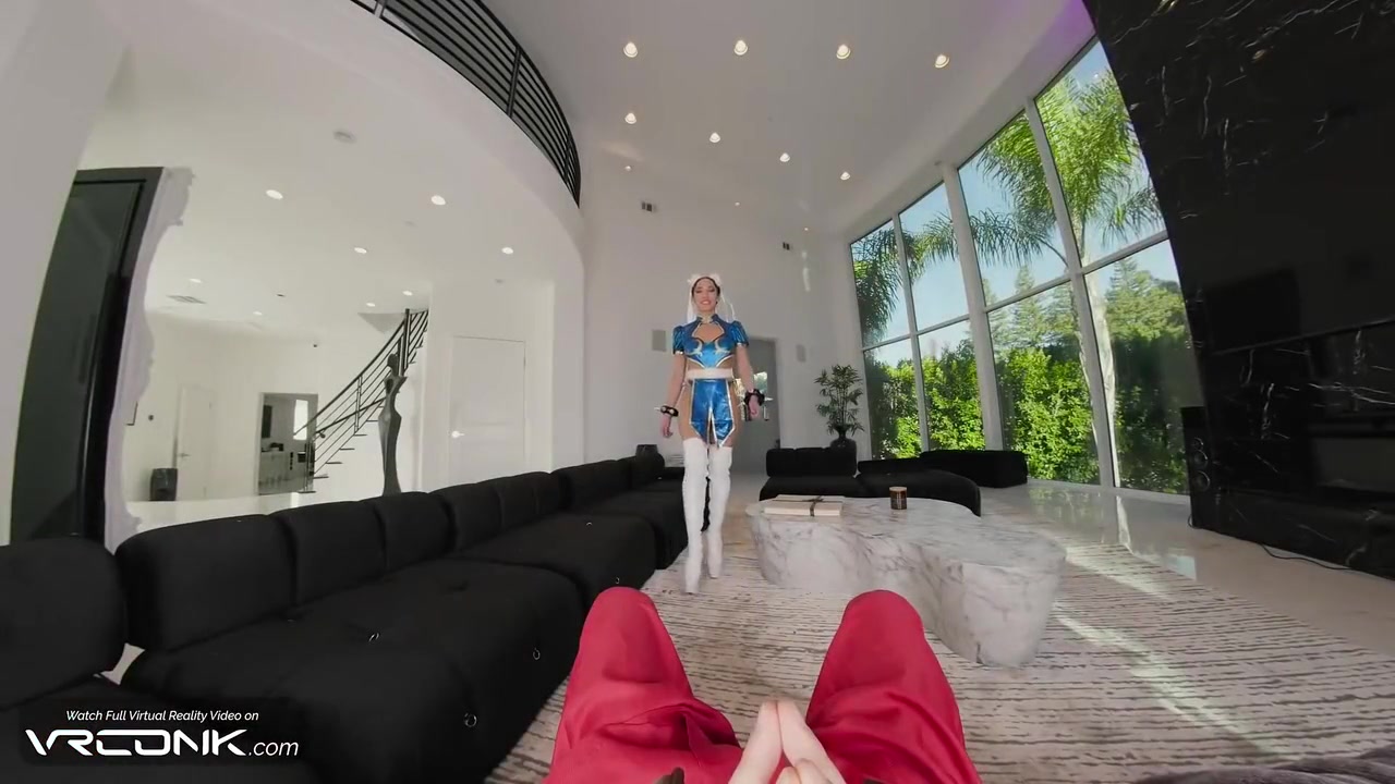 Latina Gives Blowjob To Win A Fight In Street Fighter Cosplay Parody P.1 Hd - Vr Porn And Chloe Amour