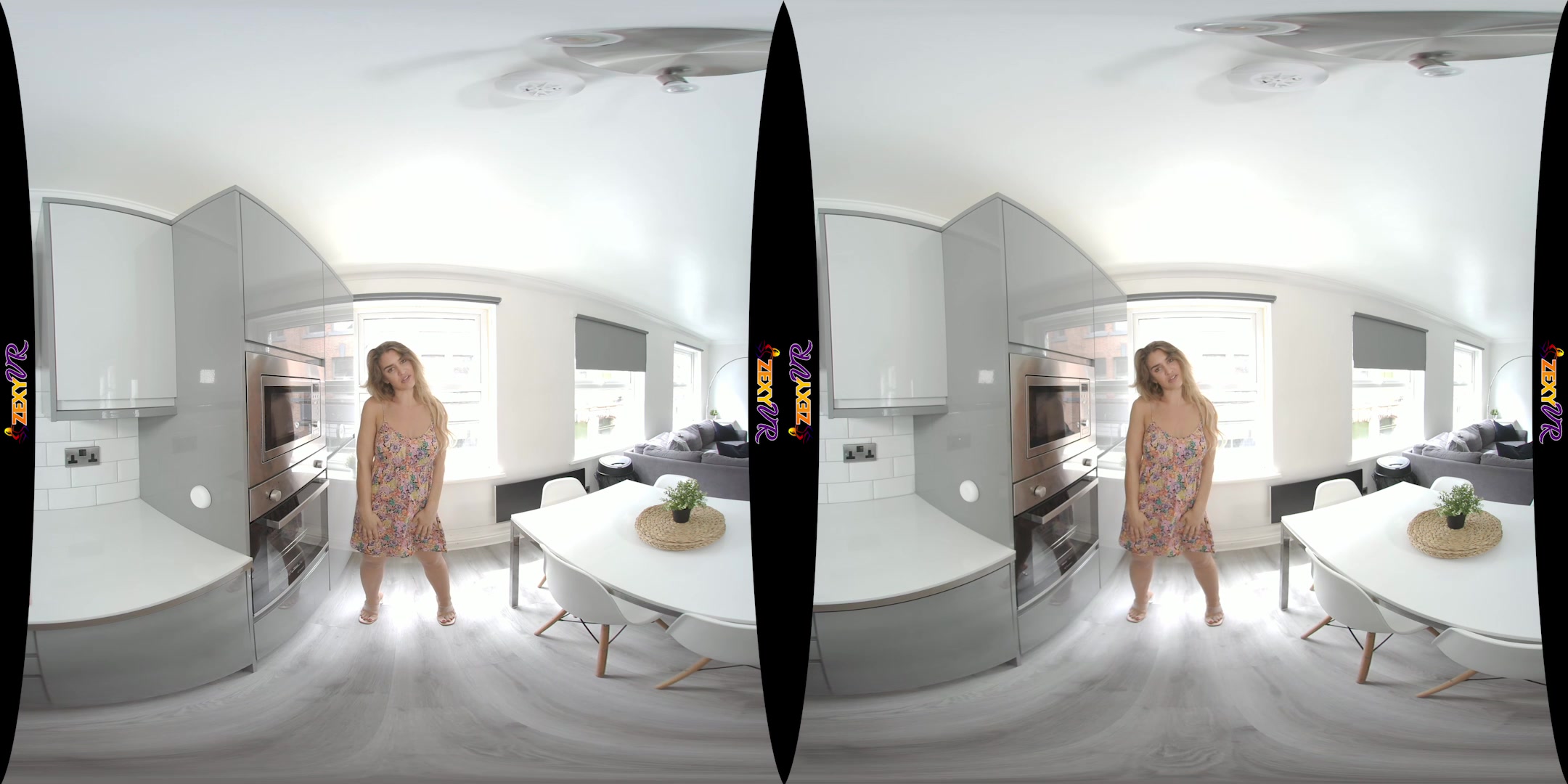 Sunny Striptease featuring Katie Louise - ZexyVR