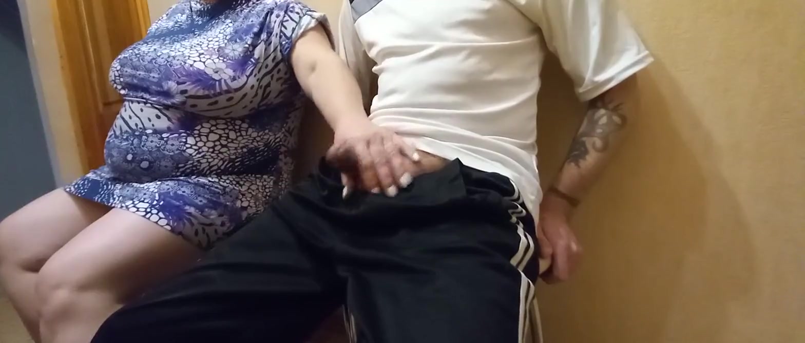 Cum After Masturbating My Dick With A Fat Bitch