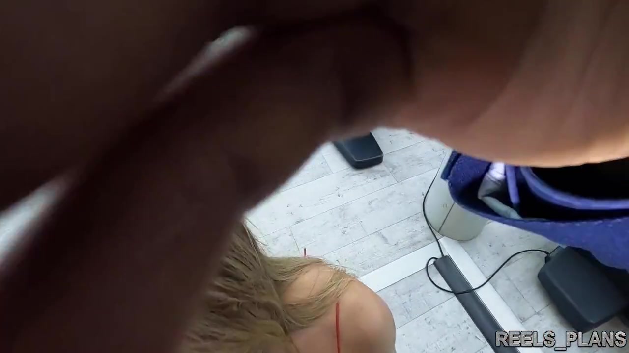 Perfect Ass Spanish Dancer Gets Fucked Hard In The Gym And At The Hotel By A Producer