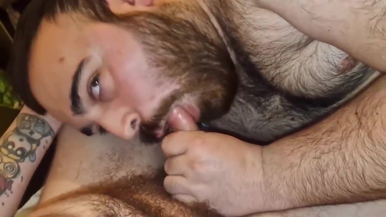Gordos Peludos Se Chupan Pol S Y Se Corren La Cara short Video 6 Min - L A S, Santi Bear And Alex Chaser