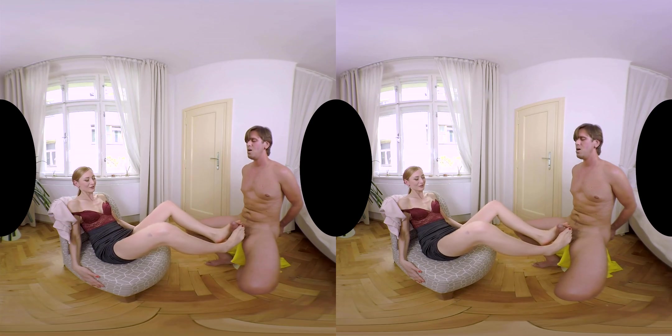 Luca Bella in Businesswoman's Feet - - RealityLovers