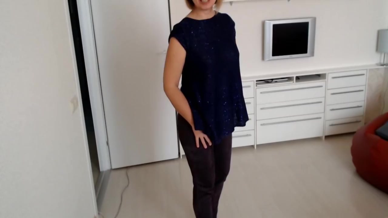 Sexy Stepmom Butt. 7 Min
