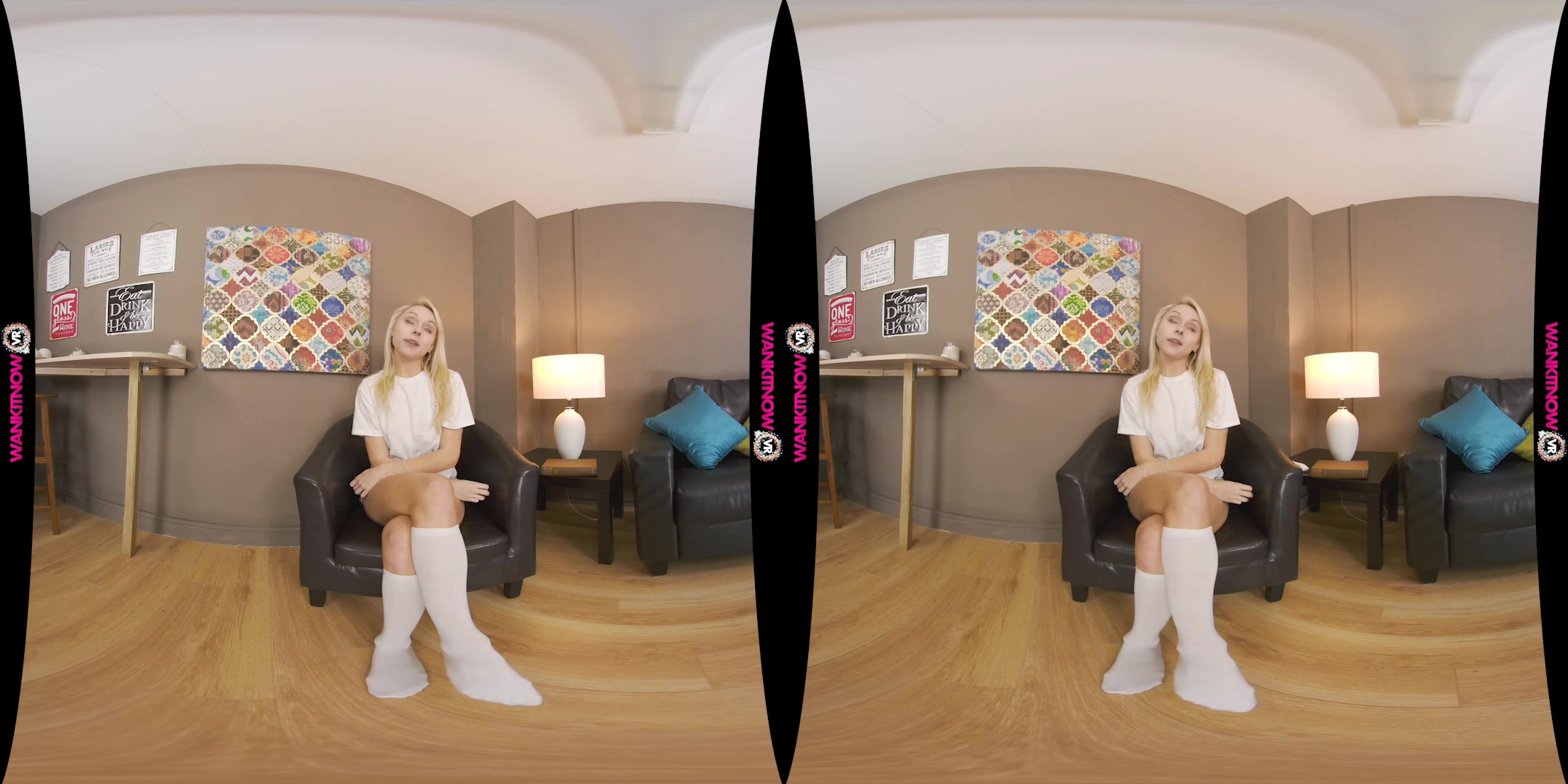 Red Light Green Light featuring Chloe Toy - WankitNowVR