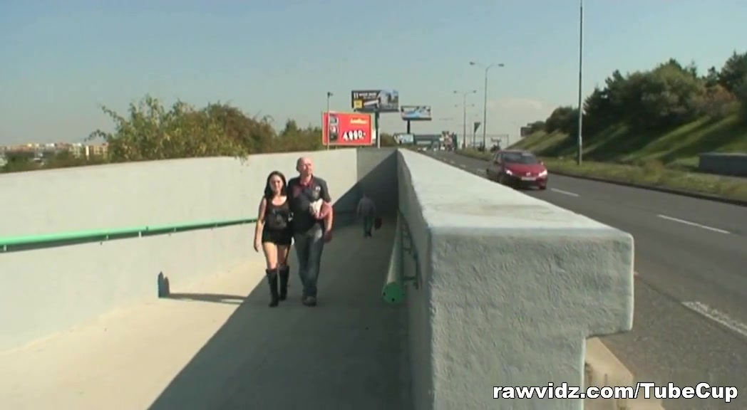 RawVidz Video: Naughty Amateur Couple Public Sex
