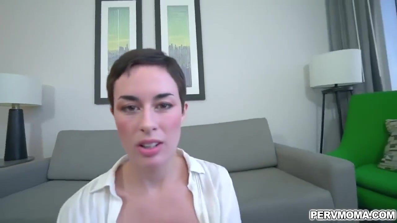 Stepson Gets His First Fuck With His Hot Sexy Stepmom