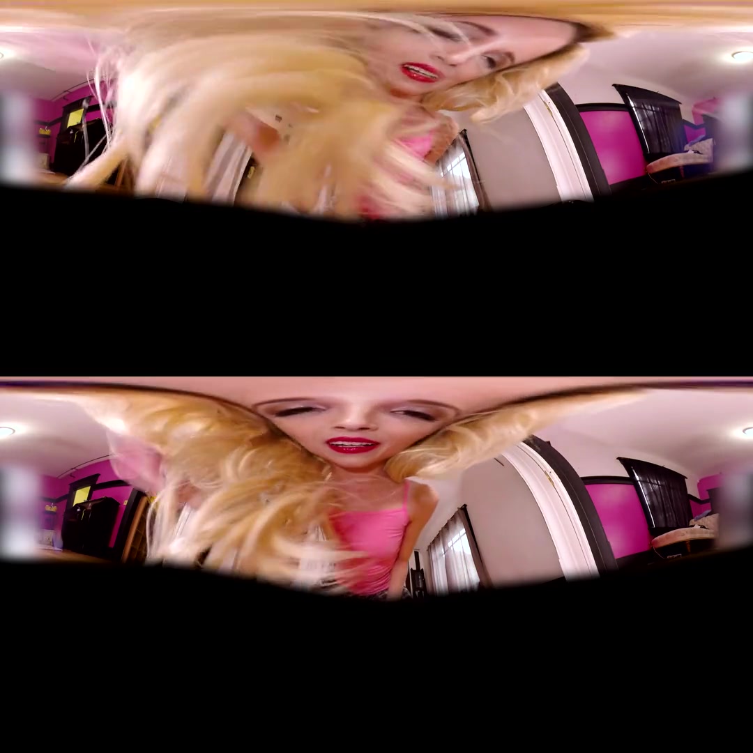 Piper Perri in Piper Perri Upskirt - HoloGirlsVR