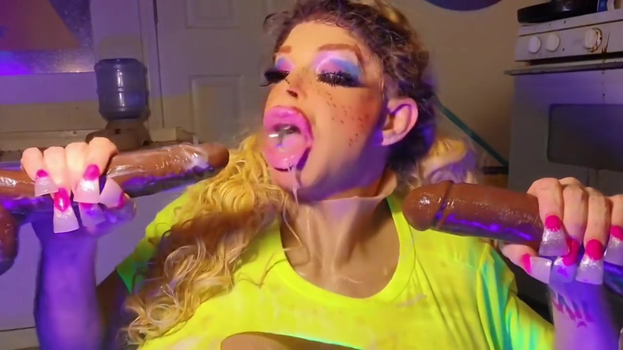 Deepthroat Machine Bbc Bimbo Transseual