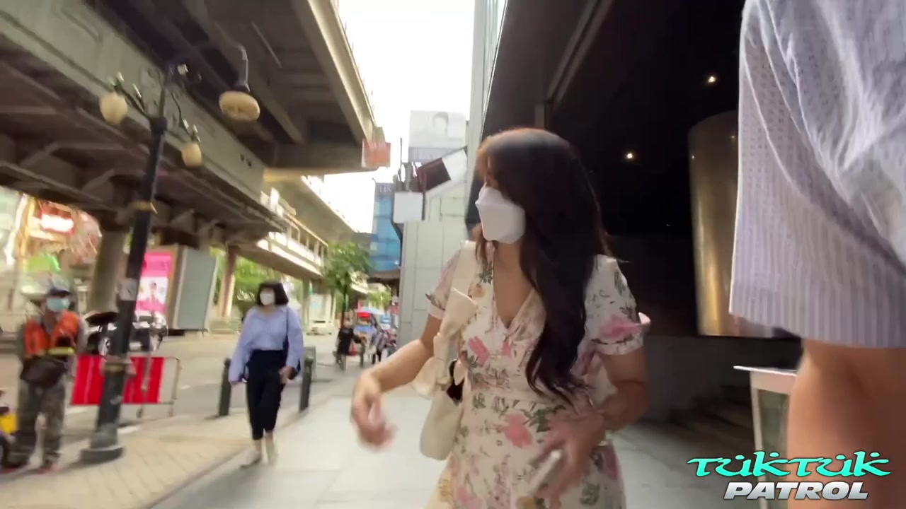 Big Titty Thai Babe Fucked And Creampied At Tuktuk Patrol