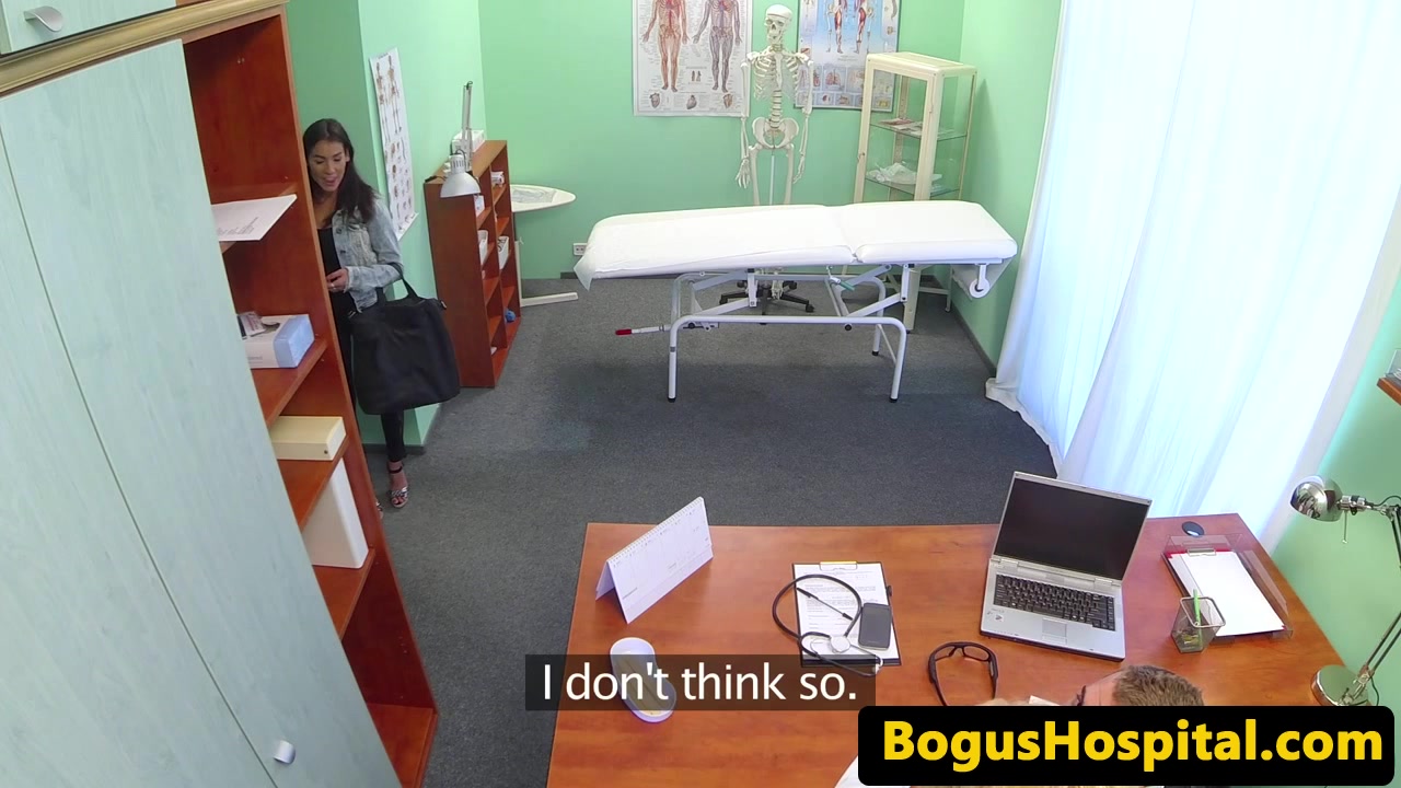 bigboobs les patient fingering nurse during exam