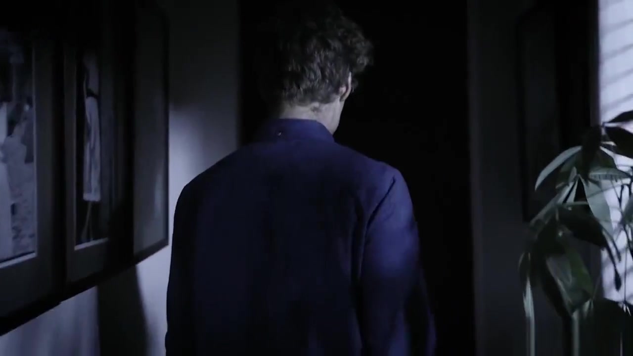 Stepbrother Blackmails His Stepsister Into Having Sex