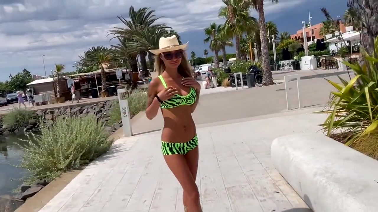 Monika Fox - Walks Along The Pier Among The Yachts In One Hat And Shines With Big Boobs