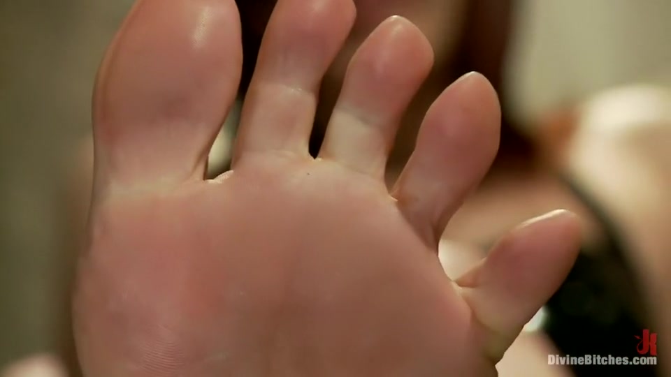 Maitresse Madeline's POV foot fetish teaser BONUS!