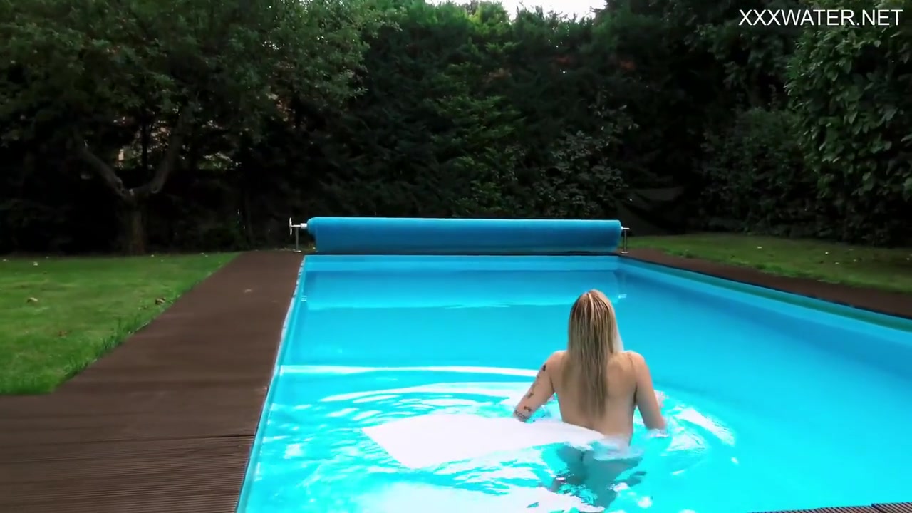 Cutest Mimi Swimming - Tattooed teen 18+