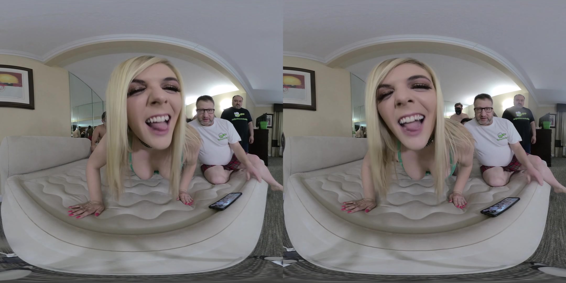 Kendra Lynn GANGBANG 1 of 3 - TadPoleXXXStudio
