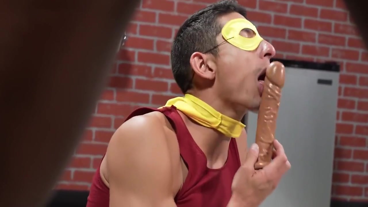Catman And Boy Wonder At 6 Min - Jim Fit