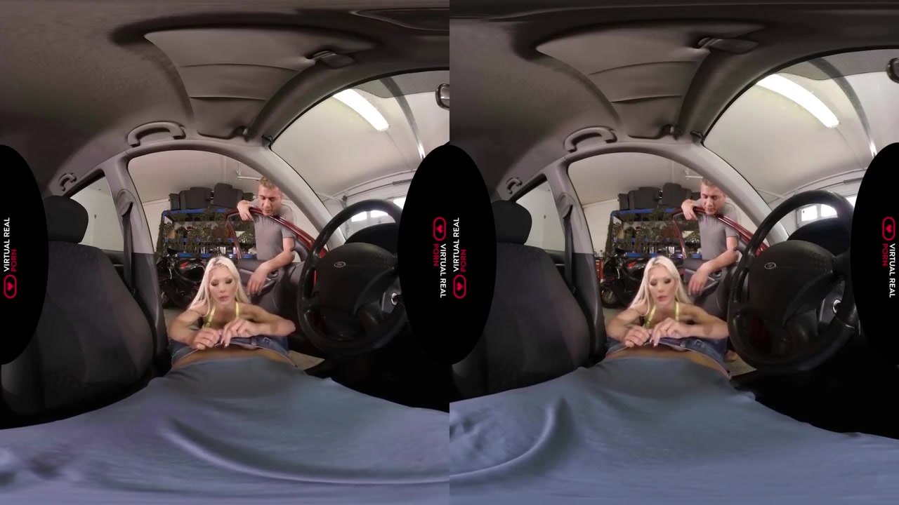 Virtual Reality In Fix My Car