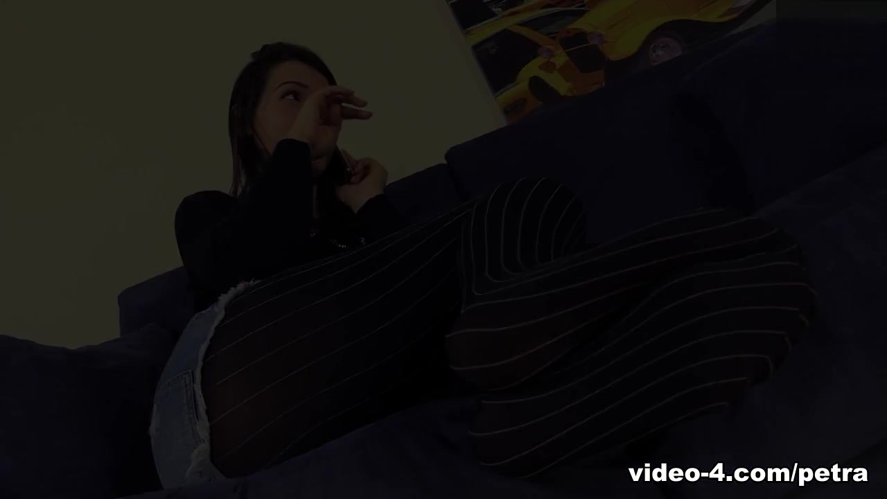 PetraFeet Video: Collant Gessati