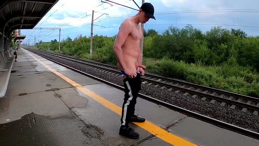 abx 2 221 - Boy Masturbates At The Railway Station