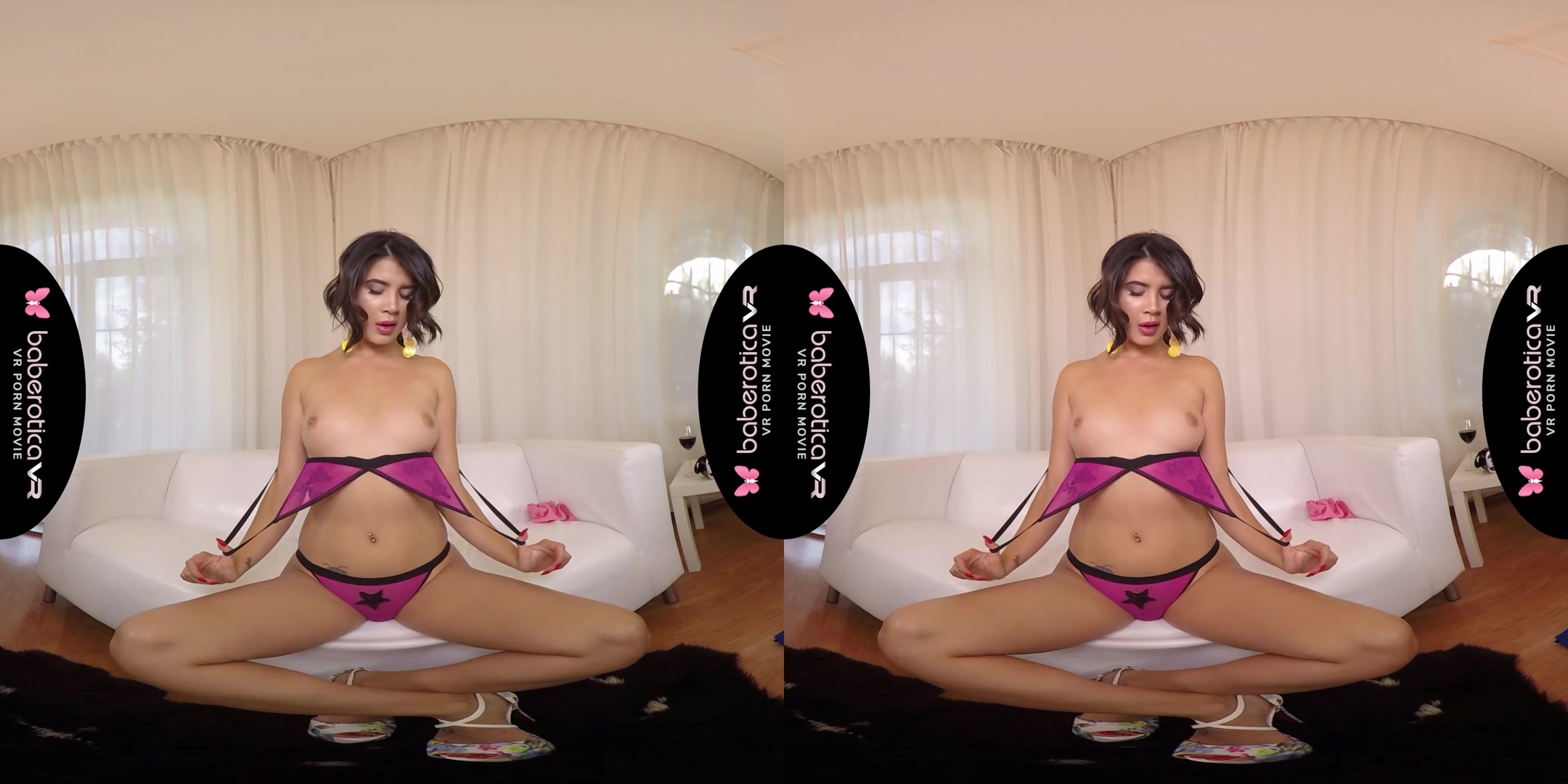 Lady Dee Amazes With The Toy - BaberoticaVR