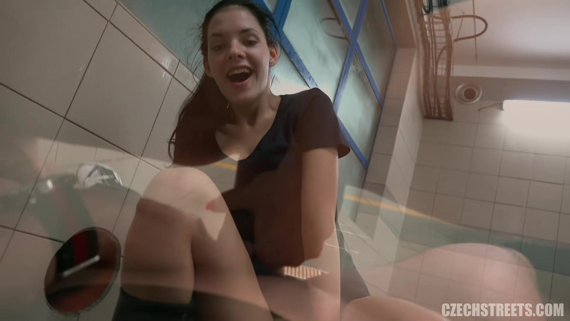 Czech Streets – Carwash Beauty