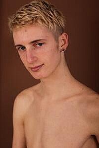 Watch Duey Gretl videos