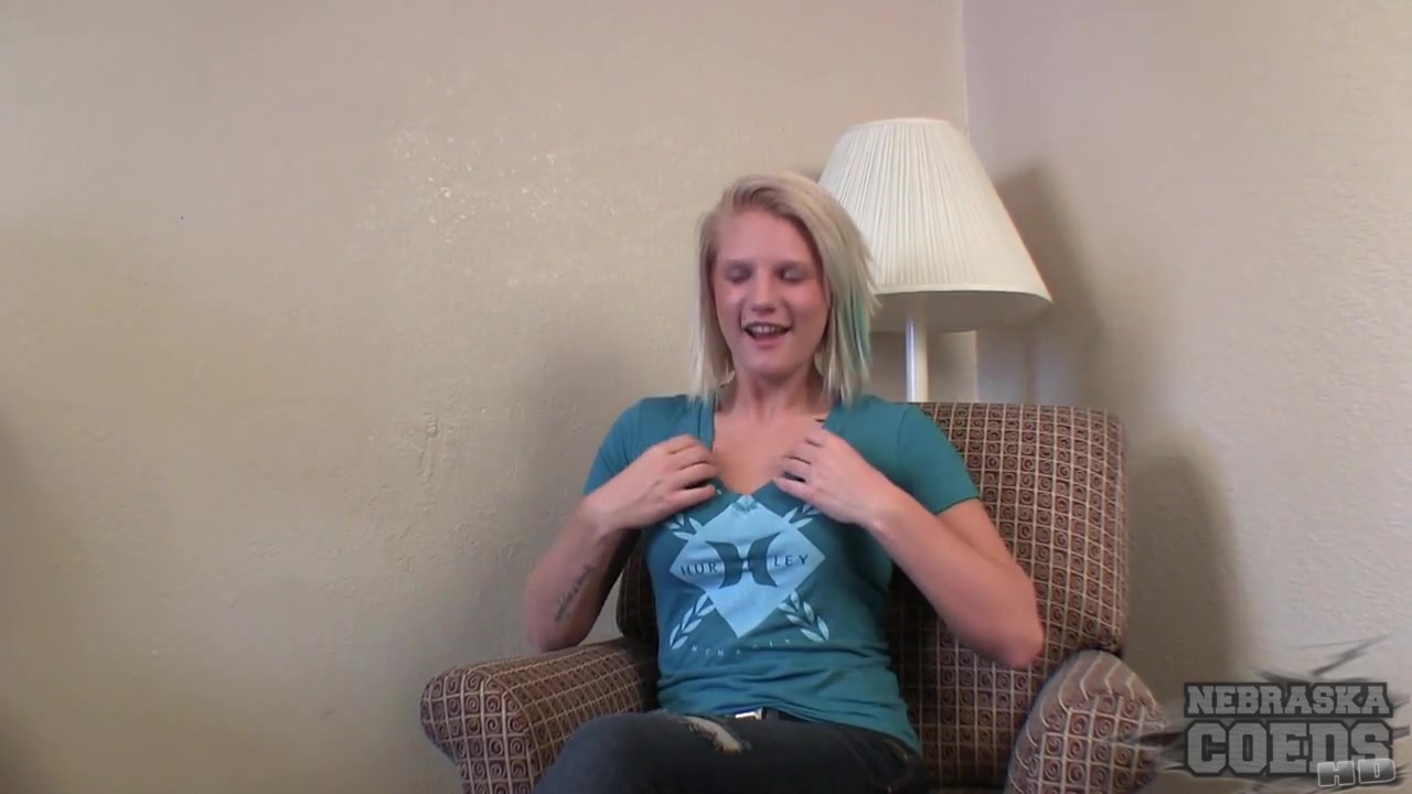Petite Blonde Jules First Time Ever Naked on Camera - NebraskaCoeds
