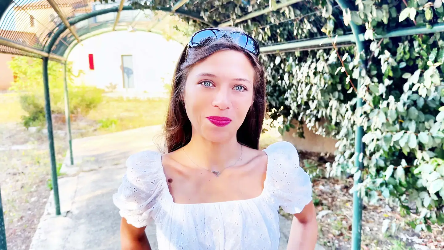 Lolita, 25 years old, from Bordeaux! - Jacquie et Michel TV