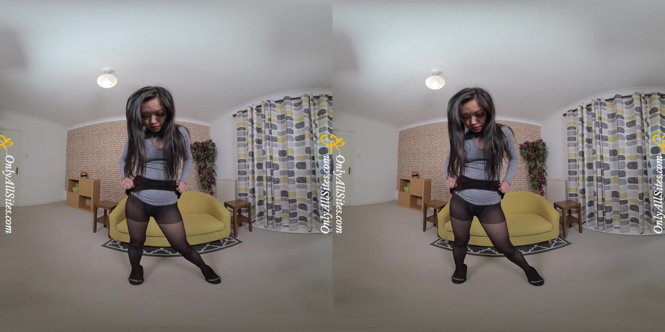 Louisa Lu - Sexy Pantyhose - OnlyTease