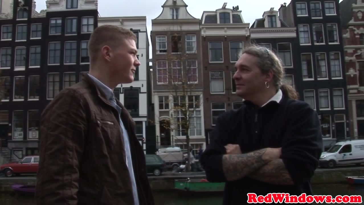 Pussyfucked dutch hooker welcomes tourist