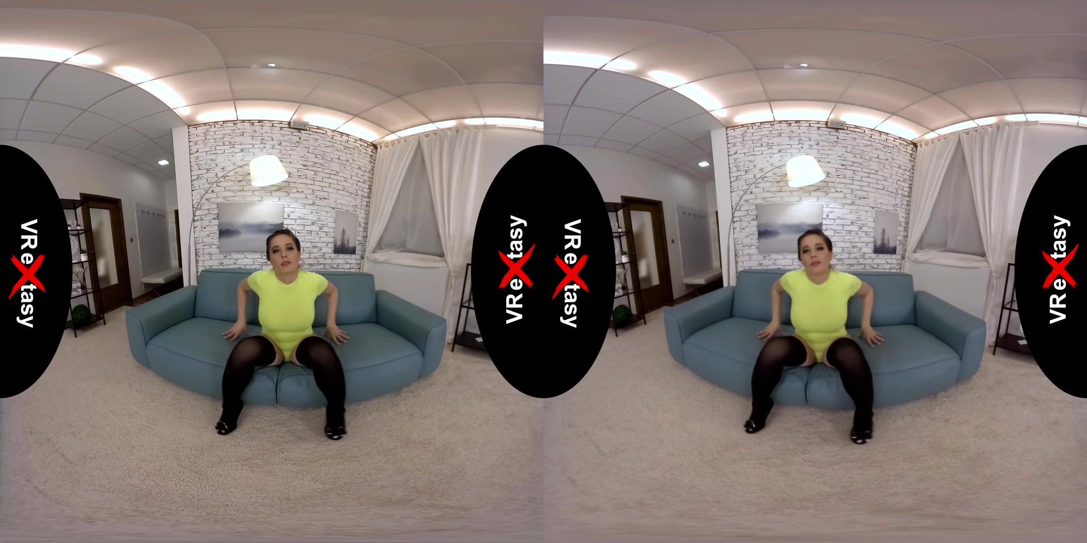 Lilu Koukou Solo - Big Tits Nylons Curvy Fingering