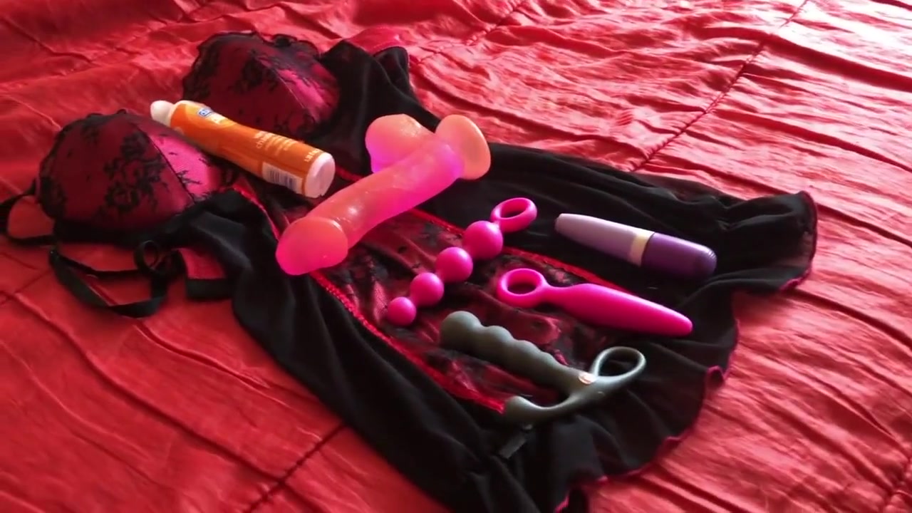 Transgender woman dances and then masterbates her female penis