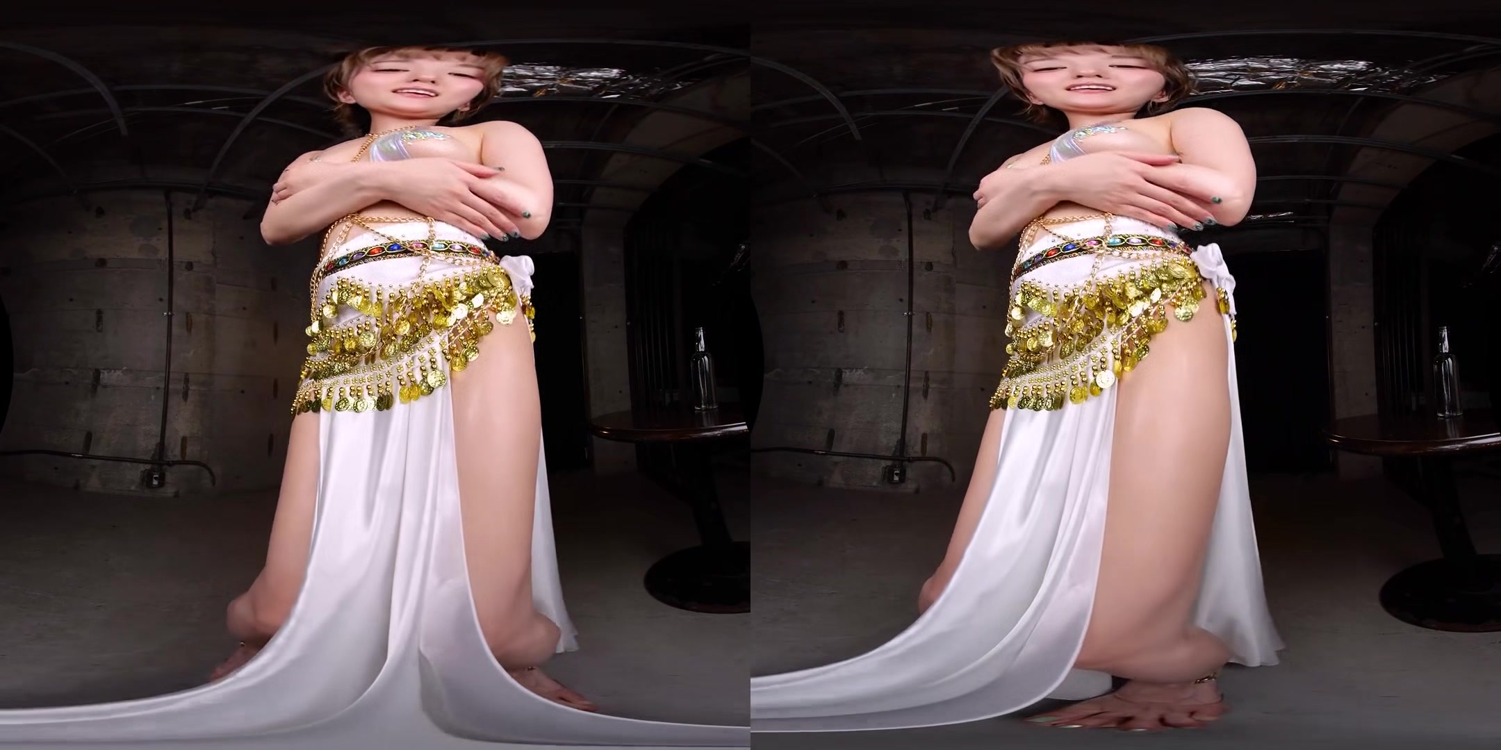 Yumi Asahina - Precious Dress Show 33