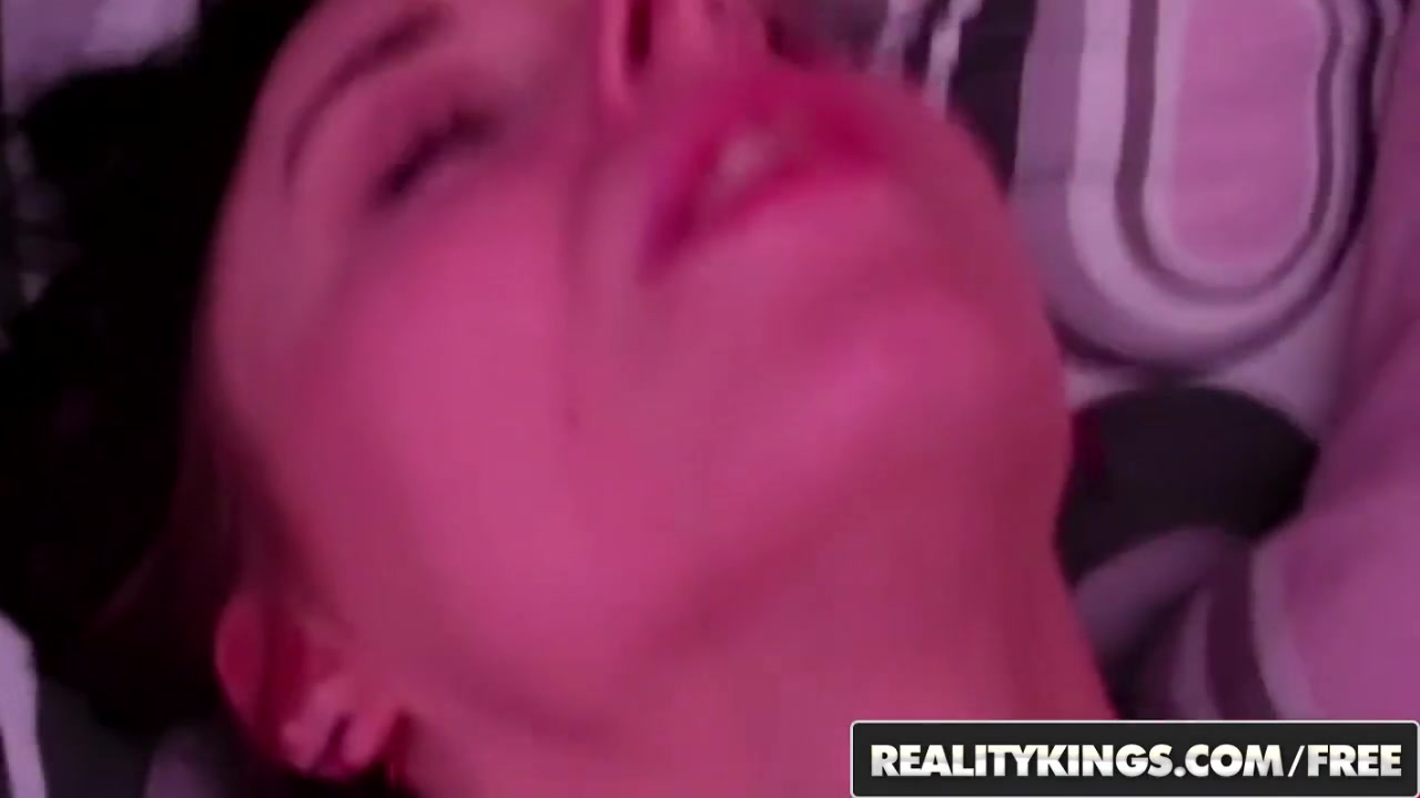 Two cute girls make out for their friend - Reality Kings
