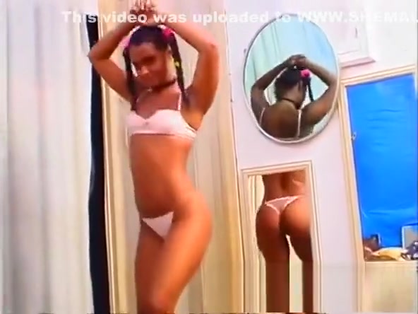 Petite ebony Beauty Sucks And nails shemale