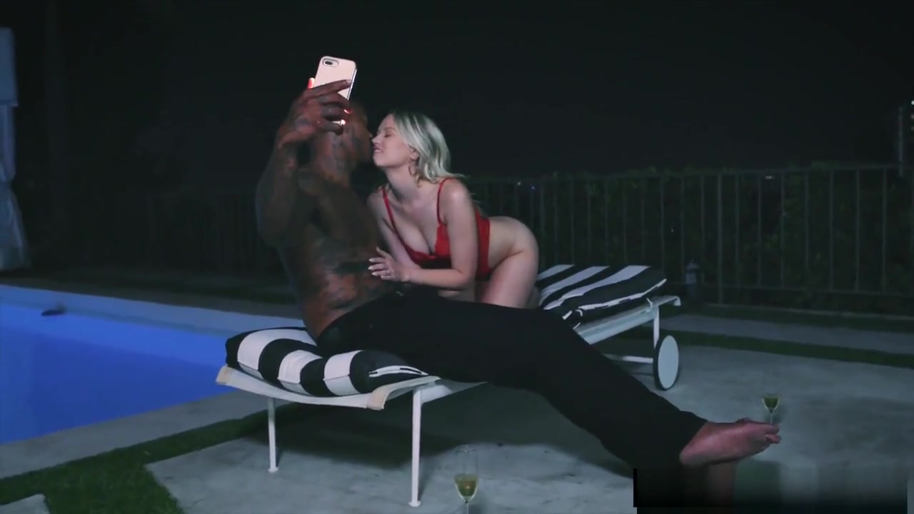 Blackedraw My Girlfriend Cheats On Me After A Rap Show