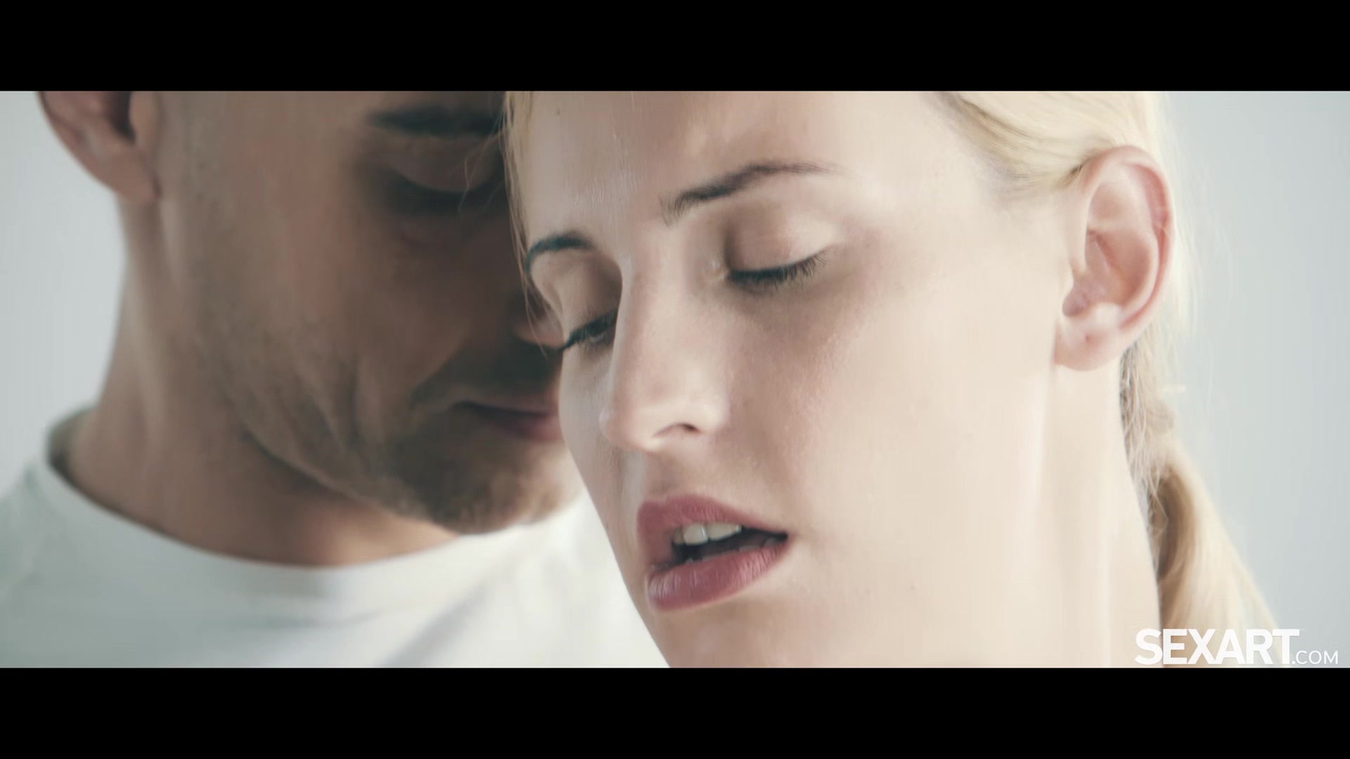 Affair Of The Heart - Lulu Love & Mugur - SexArt