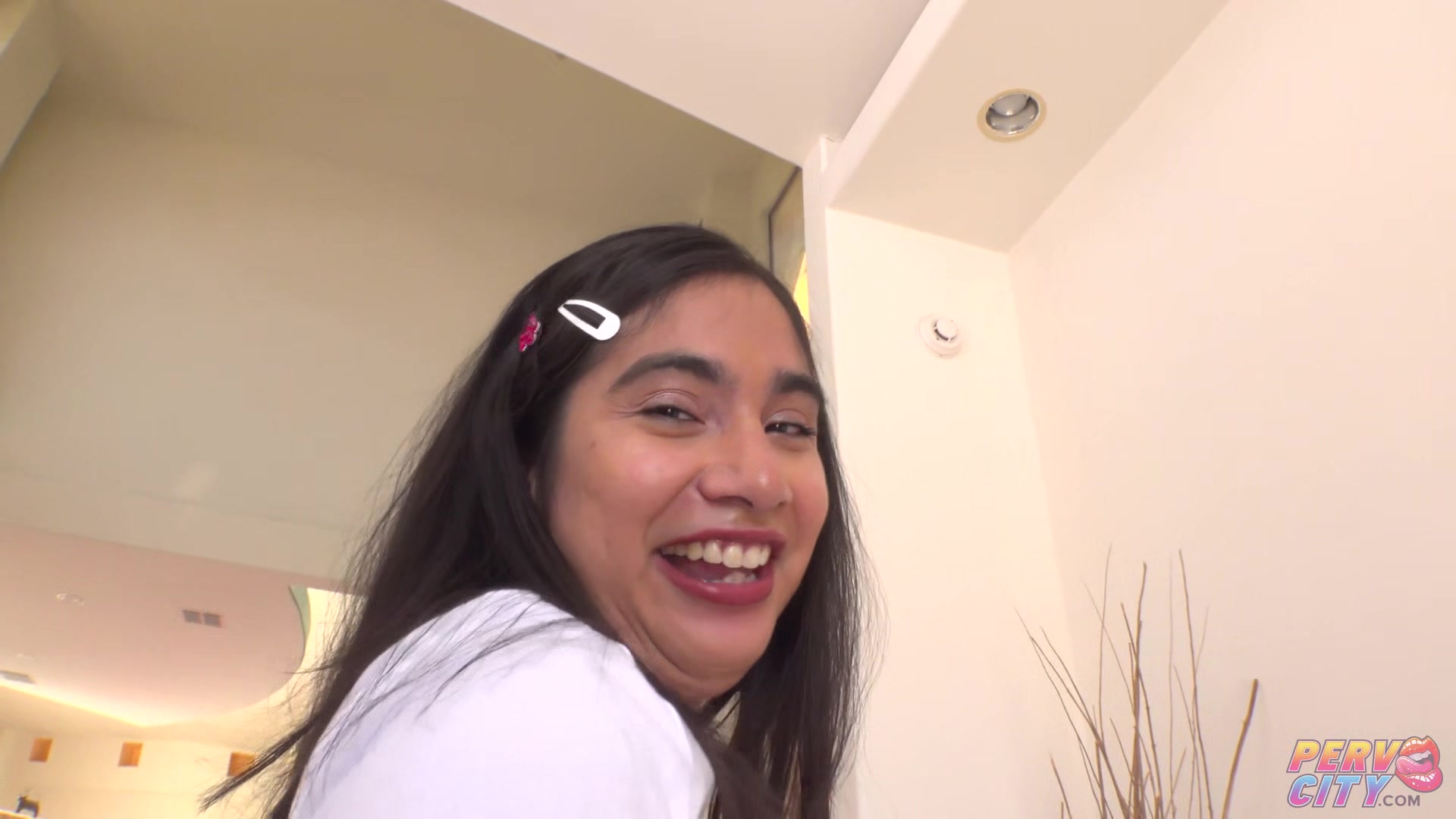 Naughty Babe Gets Her Tiny Asshole Stretched Out
